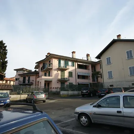 Апартаменты Piazza Capucci