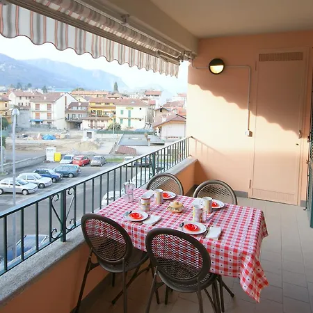 Piazza Capucci *